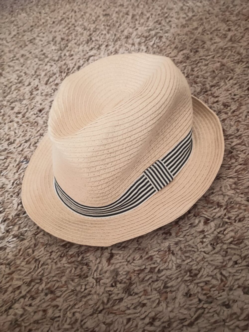Kids Unisex Tan Straw Fedora Summer Sun Hat with Striped Ribbon Band